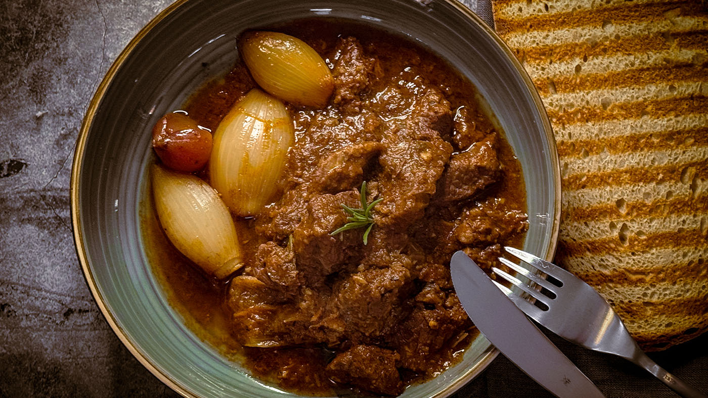 Stifado - griechischer Rinderschmortopf