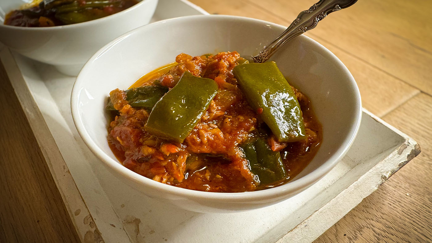 Taccole in umido – Geschmorte Kaiserschoten